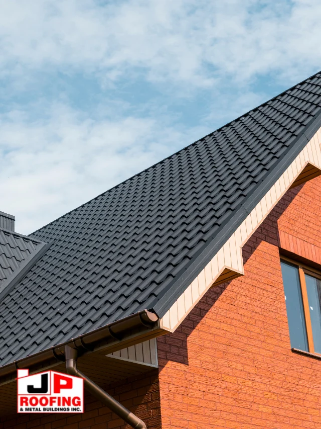 Top 4 Roof Maintenance Tips For 2023