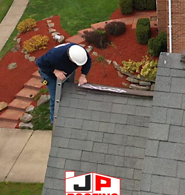 Reasons To Hire A Professional Roofer