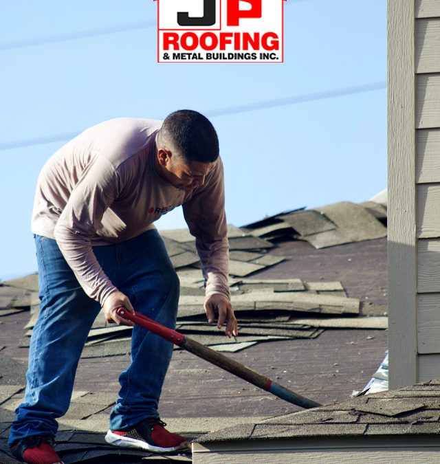 5 Good Reasons Why You Shouldn’t Fix Your Roof Yourself