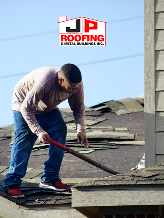 5 Good Reasons Why You Shouldn’t Fix Your Roof Yourself