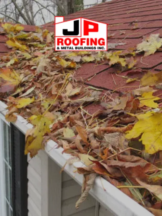Fall Roofing: The Dangers Falling Leaves Pose